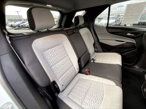 Used 2023 Chevrolet Equinox LS AWD/4WD image 15