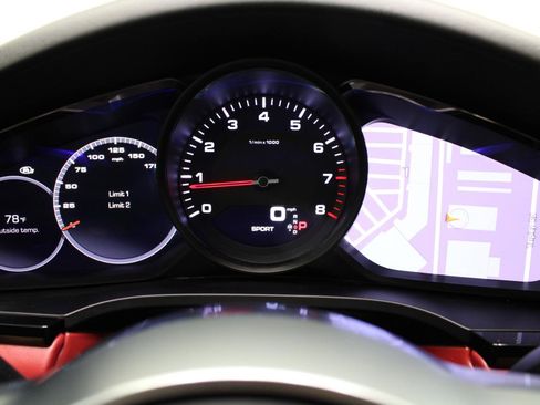 Used 2021 Porsche Cayenne image 73