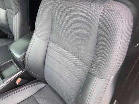 Used 2016 Toyota Camry SE image 18