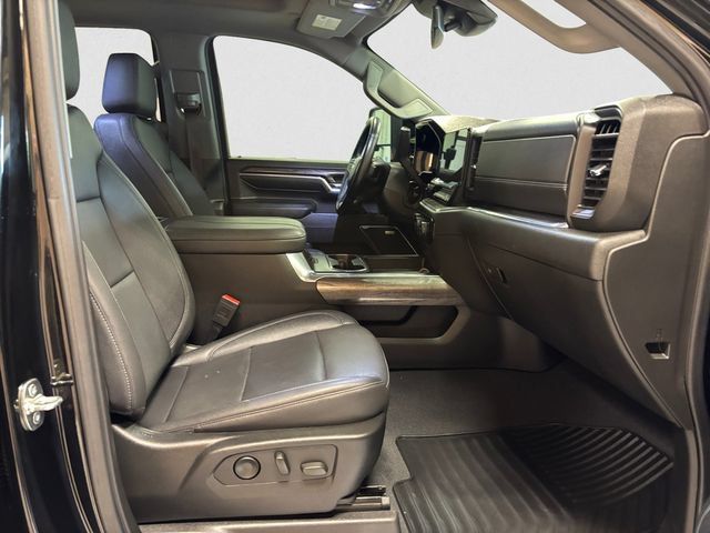 Used 2024 Chevrolet Silverado 2500 LTZ w/ LTZ Convenience Package AWD/4WD image 16