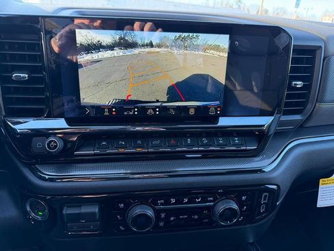 New 2026 Chevrolet Silverado 1500 ZR2 image 10