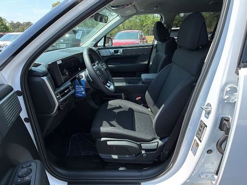 New 2026 Hyundai Santa Fe SE image 9