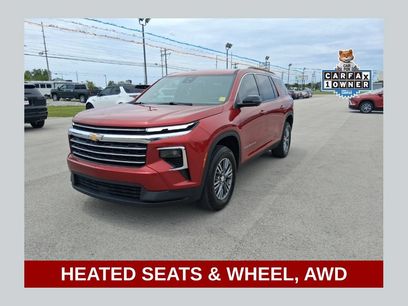 Used 2024 Chevrolet Traverse LT