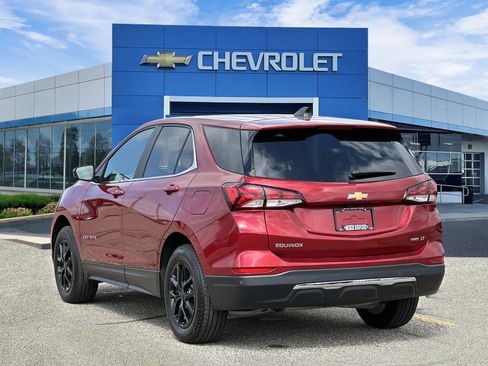 Certified 2024 Chevrolet Equinox LT w/ LPO, Floor Liner Package AWD/4WD image 3