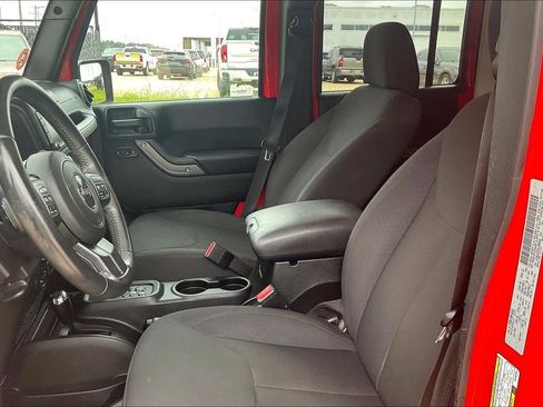 Used 2017 Jeep Wrangler Unlimited Sport w/ Quick Order Package 24S AWD/4WD image 22