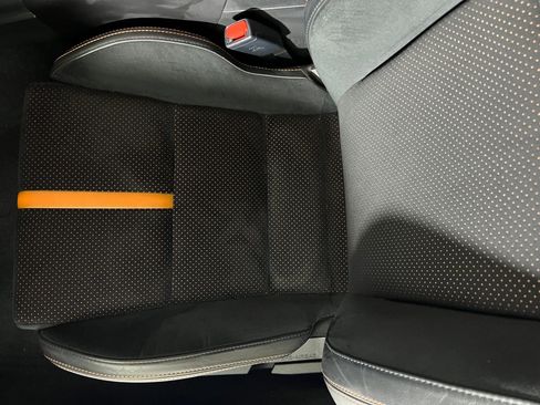 Used 2023 Toyota GR86 10th Anniversary SE image 23