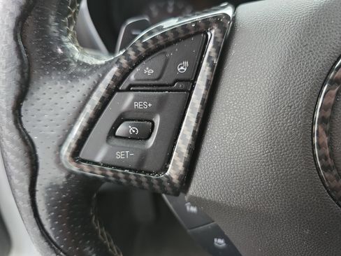 Used 2020 Chevrolet Camaro SS image 16