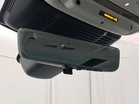 Used 2021 Land Rover Range Rover Evoque SE image 45