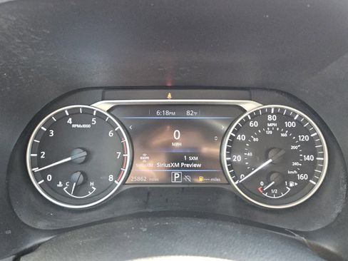 Used 2024 Nissan Sentra SV FWD image 14