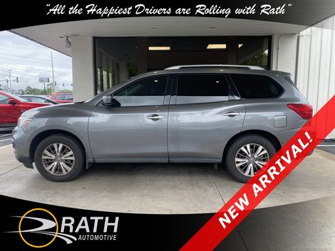 Used 2020 Nissan Pathfinder S FWD image 6