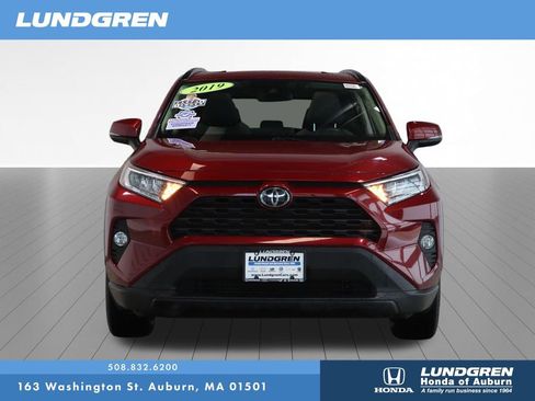 Used 2019 Toyota RAV4 XLE w/ Convenience Package AWD/4WD image 2