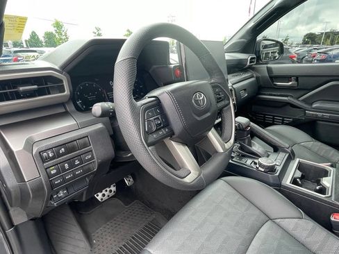 Used 2025 Toyota Tacoma TRD Sport w/ TRD Sport Premium Package AWD/4WD image 9