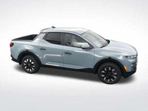 Used 2025 Hyundai Santa Cruz SE image 27