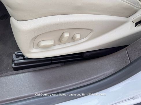 Used 2015 Buick LaCrosse Premium w/ Driver Confidence Package #1 FWD image 22