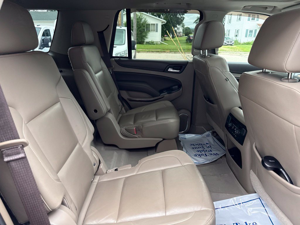 Used 2017 Chevrolet Tahoe LT w/ LT Signature Package AWD/4WD image 34