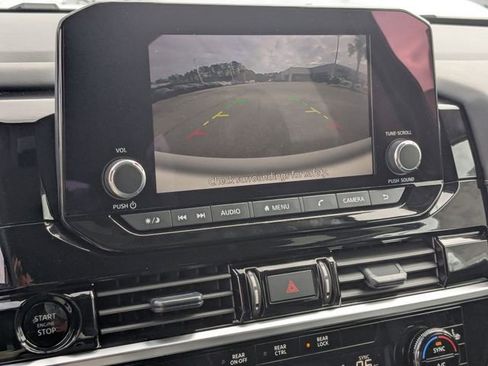 New 2025 Nissan Pathfinder SV w/ SV Premium Package image 21