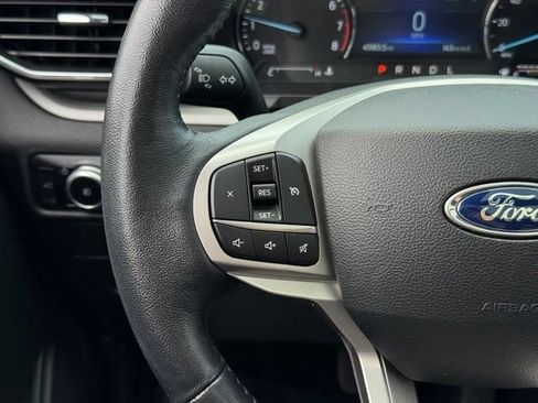 Certified 2023 Ford Explorer XLT w/ Equipment Group 202A AWD/4WD image 31