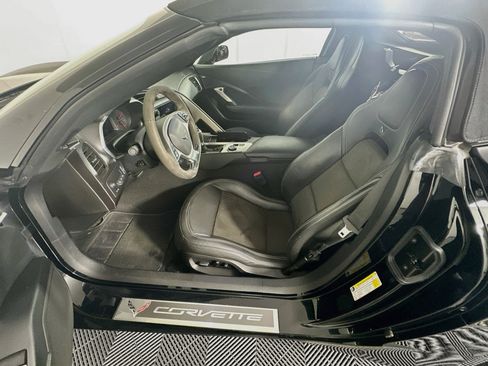 Used 2019 Chevrolet Corvette Stingray Convertible Z51 2LT RWD image 13