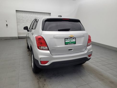 Used 2019 Chevrolet Trax LS image 6