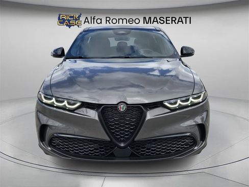 Used 2025 Alfa Romeo Tonale image 4