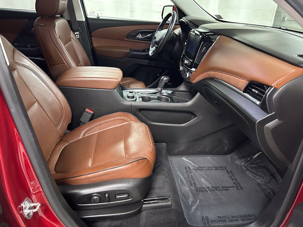 Used 2019 Chevrolet Traverse High Country w/ LPO, Floor Liner Package AWD/4WD image 13