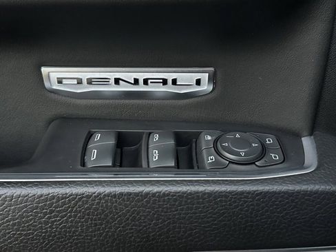 Used 2023 GMC Sierra 1500 Denali image 21