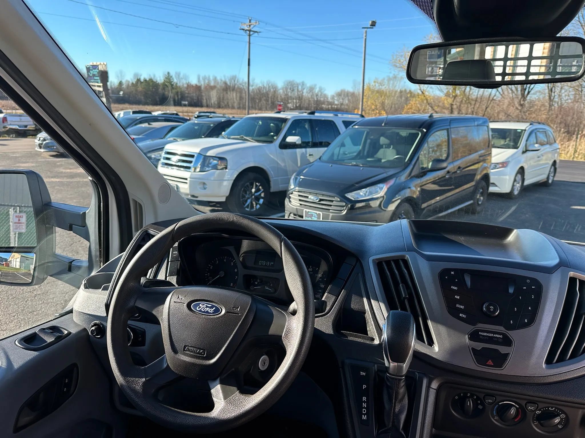 Used 2018 Ford Transit 250 138 RWD image 11