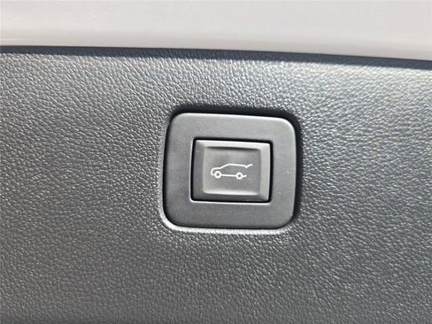 Used 2024 Buick Envista Sport Touring w/ Convenience II Package image 26