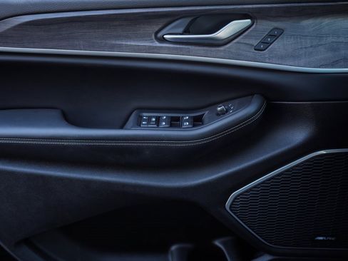 Used 2023 Jeep Grand Cherokee 4WD 4xe image 33