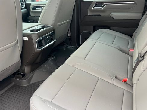 New 2026 Chevrolet Silverado 2500 LTZ w/ LTZ Premium Package AWD/4WD image 9