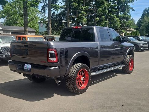Used 2020 RAM 2500 Laramie w/ Night Edition AWD/4WD image 7