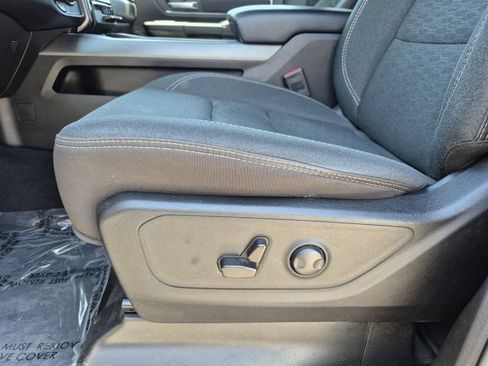 Certified 2025 RAM 1500 Big Horn AWD/4WD image 17