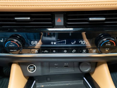 Used 2023 Nissan Rogue Platinum image 20