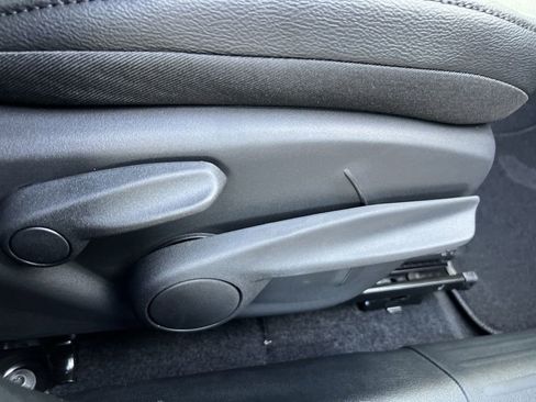 New 2025 Jeep Compass Latitude w/ Altitude Special Edition image 40