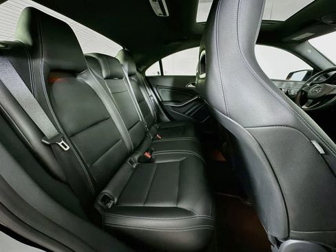 Used 2018 Mercedes-Benz CLA 250 image 29