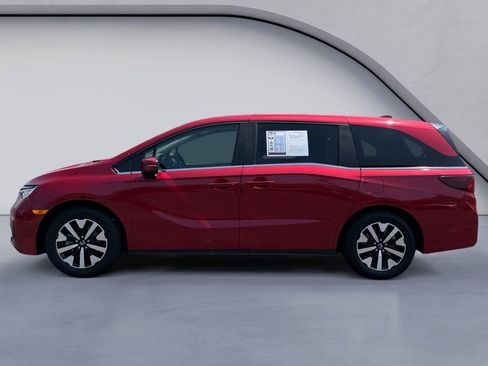 Used 2025 Honda Odyssey EX-L image 2