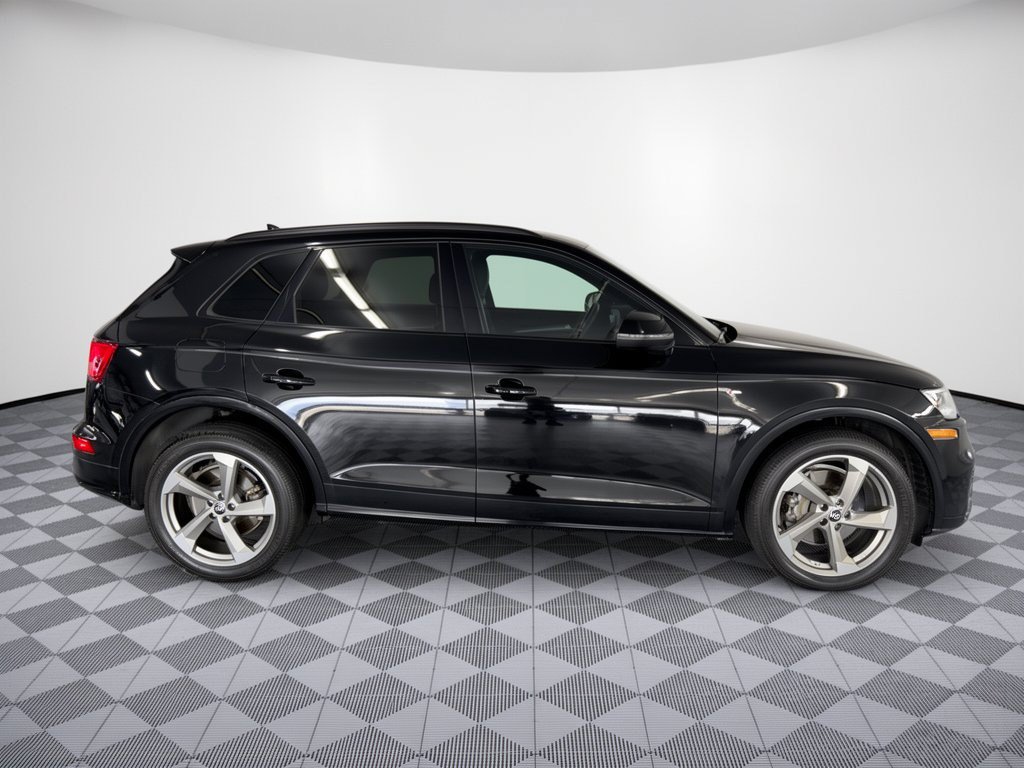 Used 2020 Audi Q5 2.0T Titanium Premium Plus AWD/4WD image 8