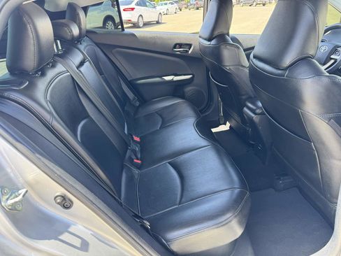 Used 2017 Toyota Prius Two w/ Prius Two Safety Plus Package FWD image 16