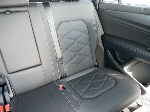 Certified 2025 Volkswagen Atlas Cross Sport SE w/ Black Wheel Package image 14