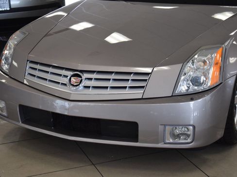 Used 2005 Cadillac XLR RWD image 8