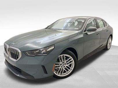 New 2024 BMW 530i xDrive w/ Premium Package