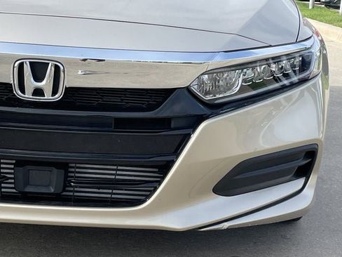 Used 2020 Honda Accord LX image 7