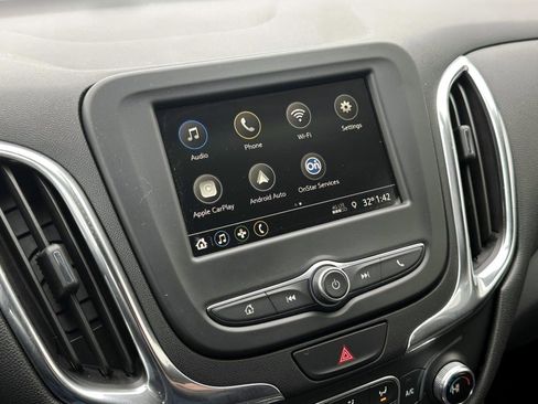 Used 2019 Chevrolet Equinox LT w/ Driver Convenience Package image 21