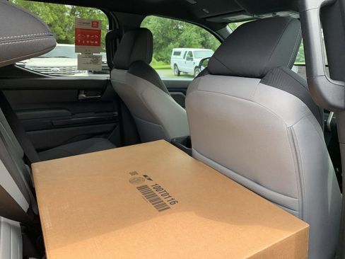 New 2024 Toyota Tacoma TRD Sport image 25