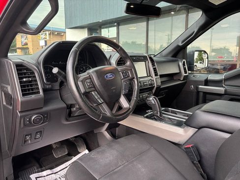 Used 2018 Ford F150 XLT w/ Equipment Group 302A Luxury AWD/4WD image 15