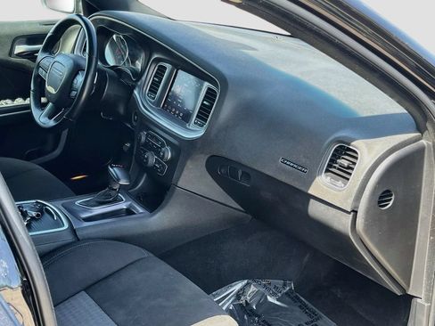 Used 2022 Dodge Charger R/T RWD image 28