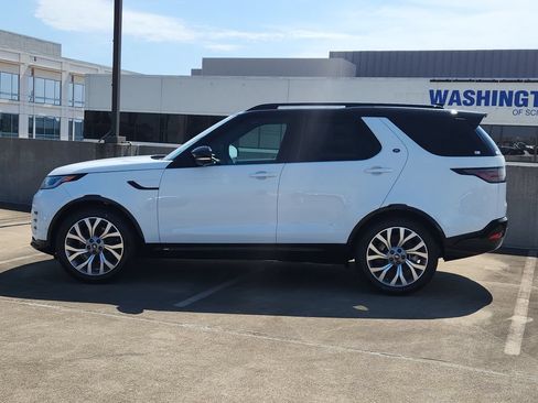 Used 2026 Land Rover Discovery Limited Edition AWD/4WD image 6
