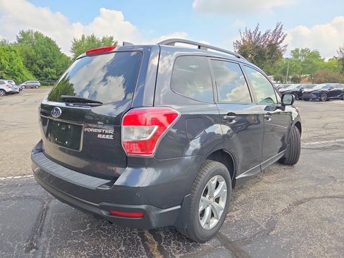 Used 2016 Subaru Forester 2.5i Premium w/ All-Weather Package AWD/4WD image 7
