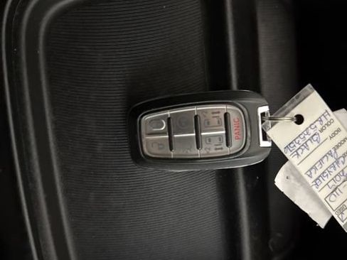Used 2017 Chrysler Pacifica Touring-L FWD image 48