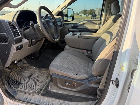 Used 2017 Ford F350 XLT w/ FX4 4x4 Off Road Package image 5
